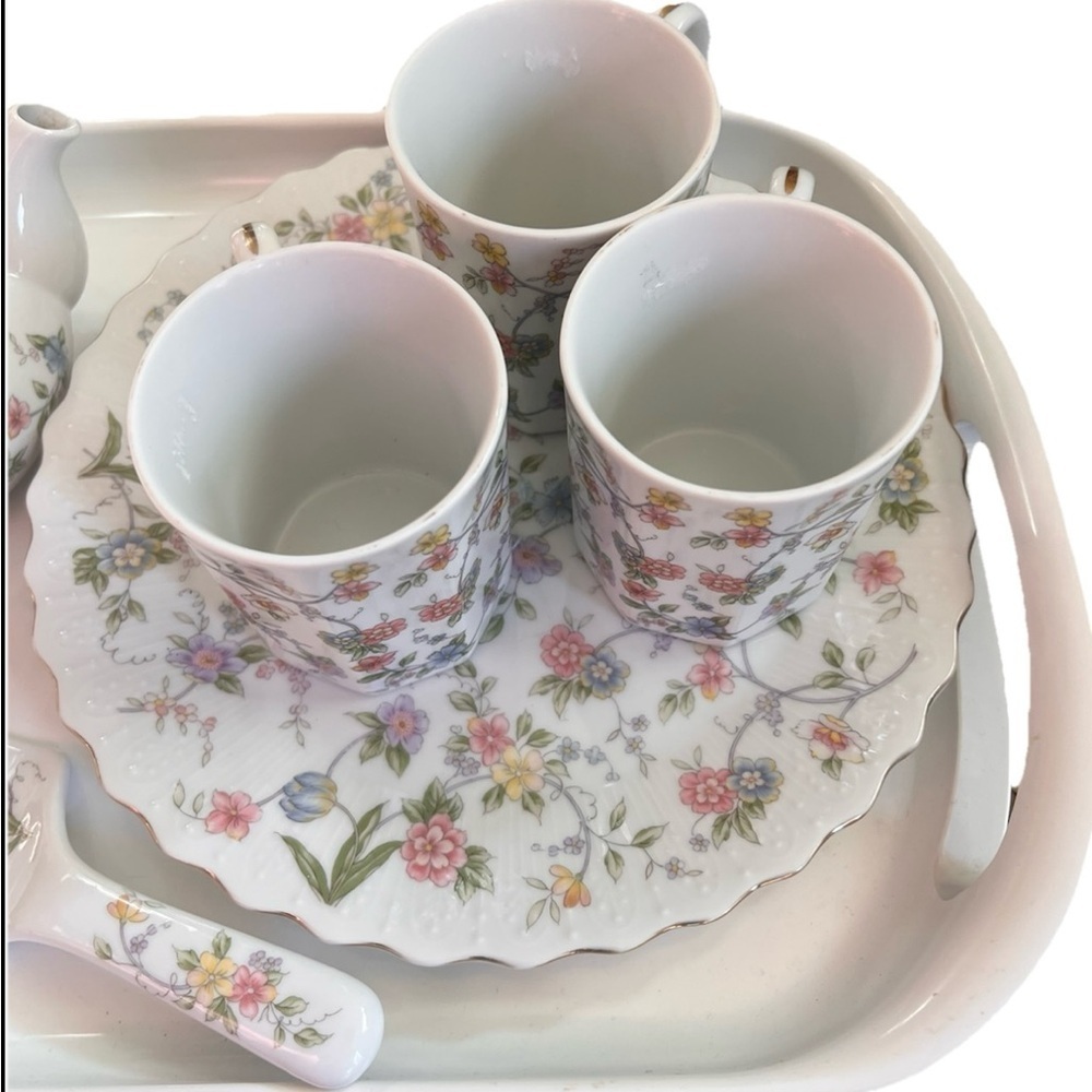 Andrea By Sadek Porcelain Cake Plate Server ,Three
Coffee Cups Tea Pot Set Of 7 - Picture 2 of 12